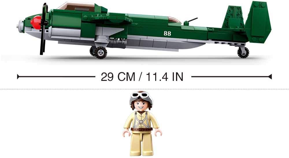 WWII Soviet Bomber - B0688