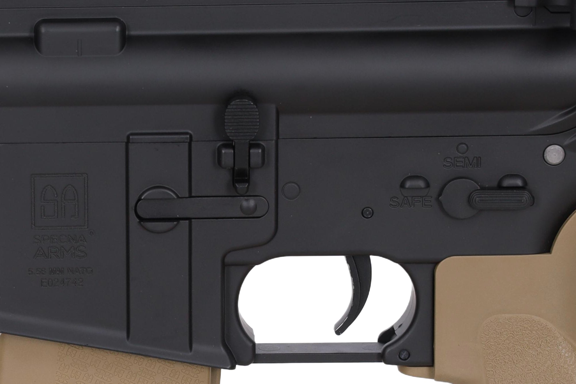 Specna Arms SA-E20 EDGE™ HAL2™ Half-Tan airsoft Carbine-9