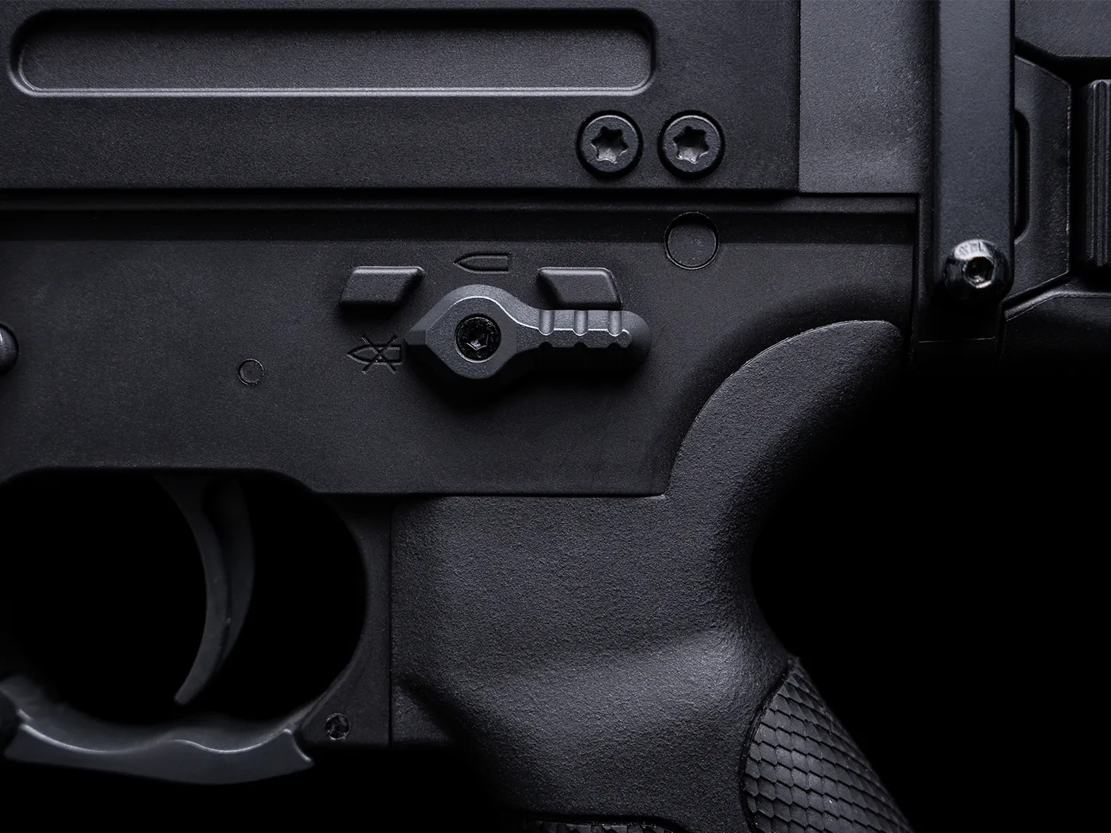 FLCN 5,56 AEG airsoft Rifle - Black