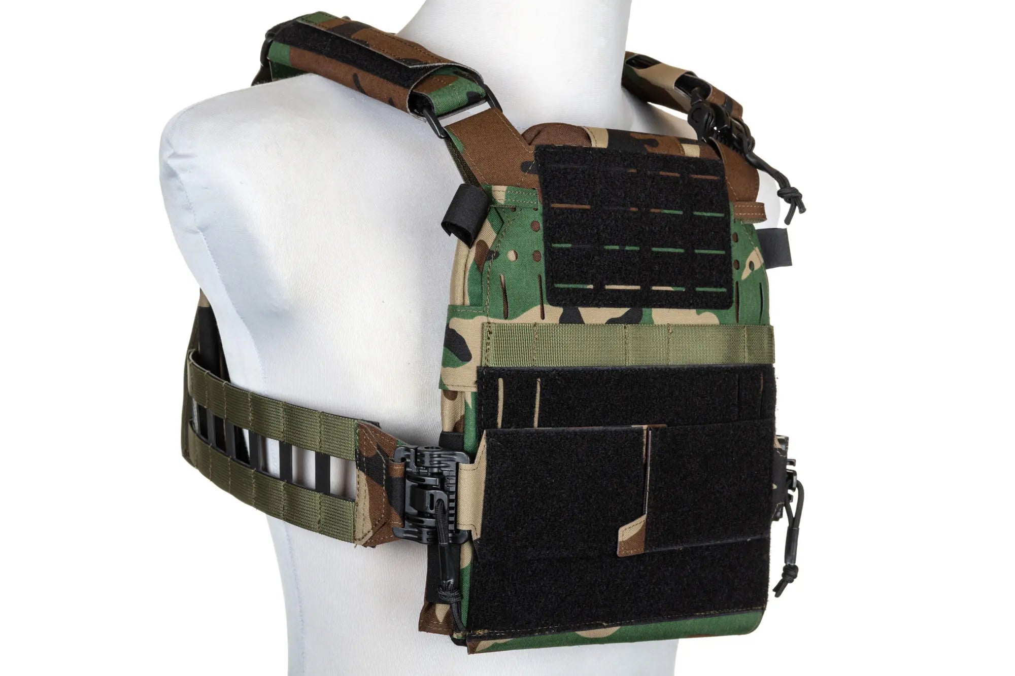 QR III Plate Carrier Vest Woodland