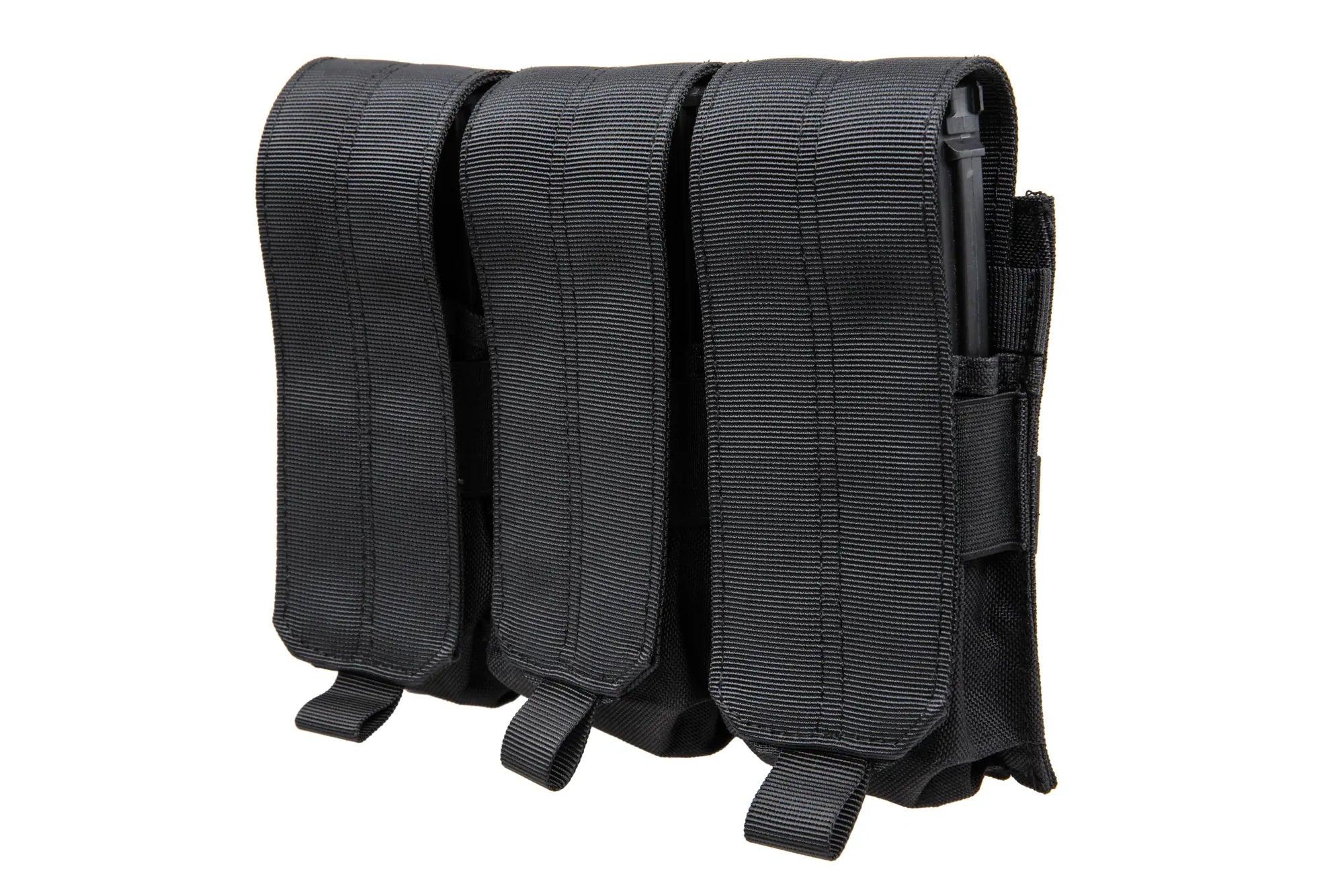 Triple M4 magazine pouch with flap Black