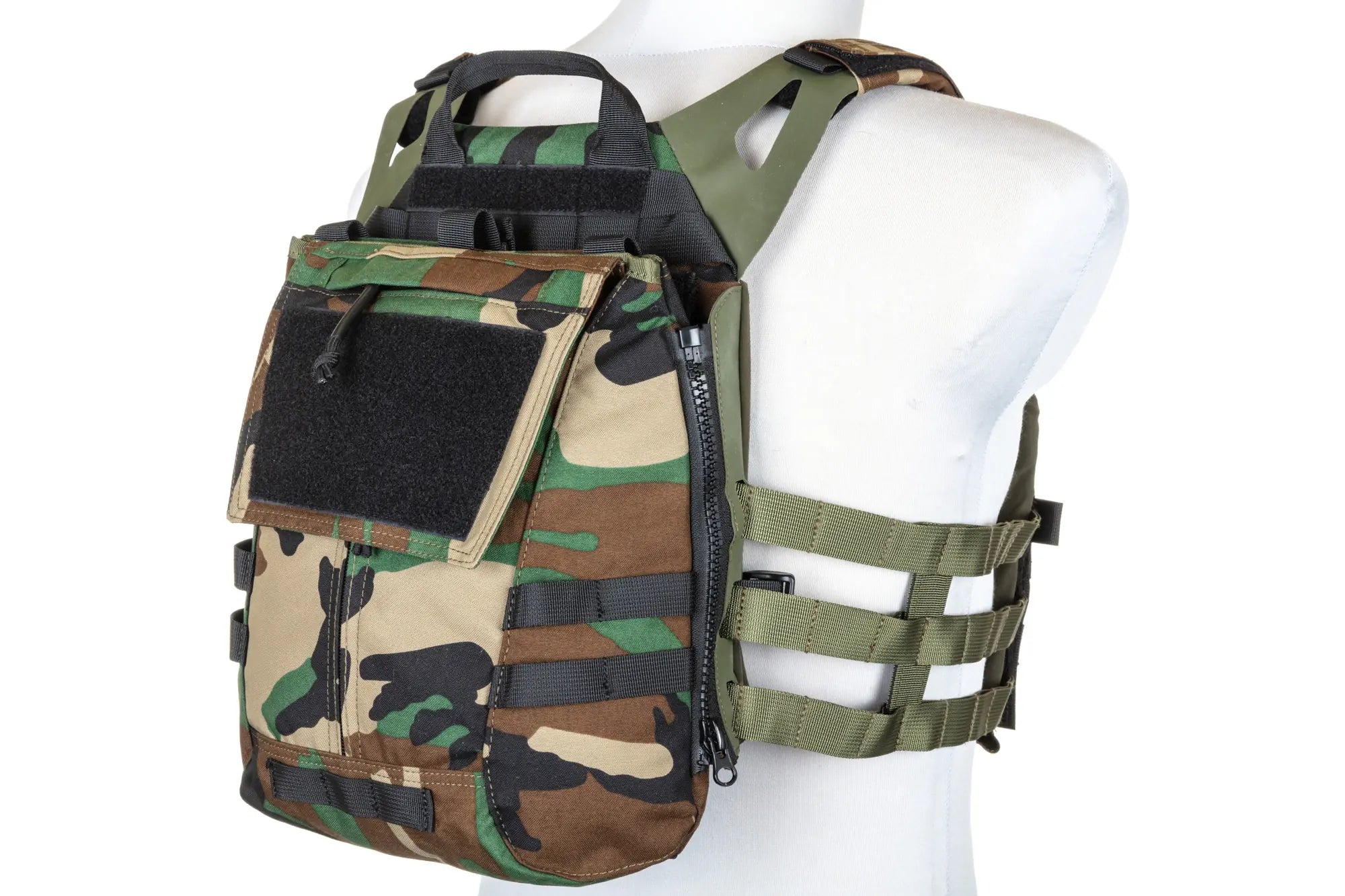 Plate Carrier + assault panel Woodland