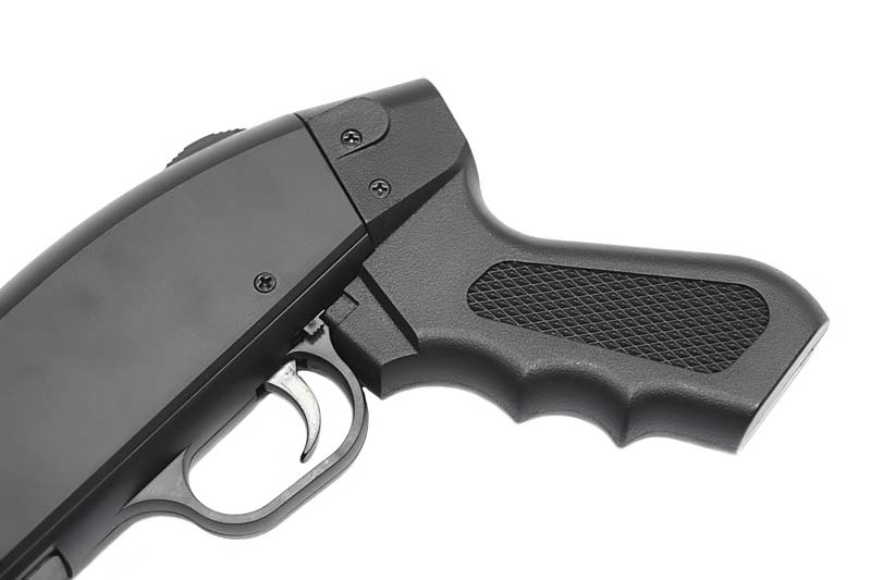 Mossberg Shotgun (MP003)