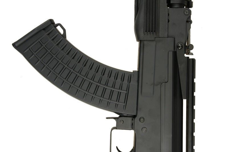 Assault rifle CM039C