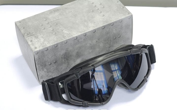 Tactical goggles with helmet mount
