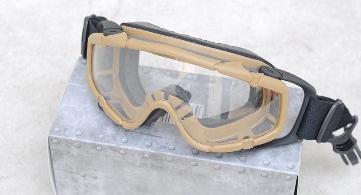 Tactical goggles with helmet mount
