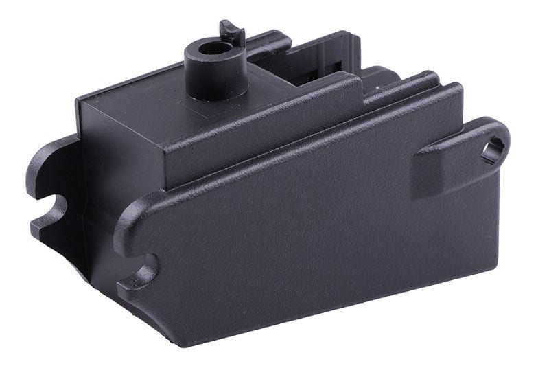 G36 type magazine well