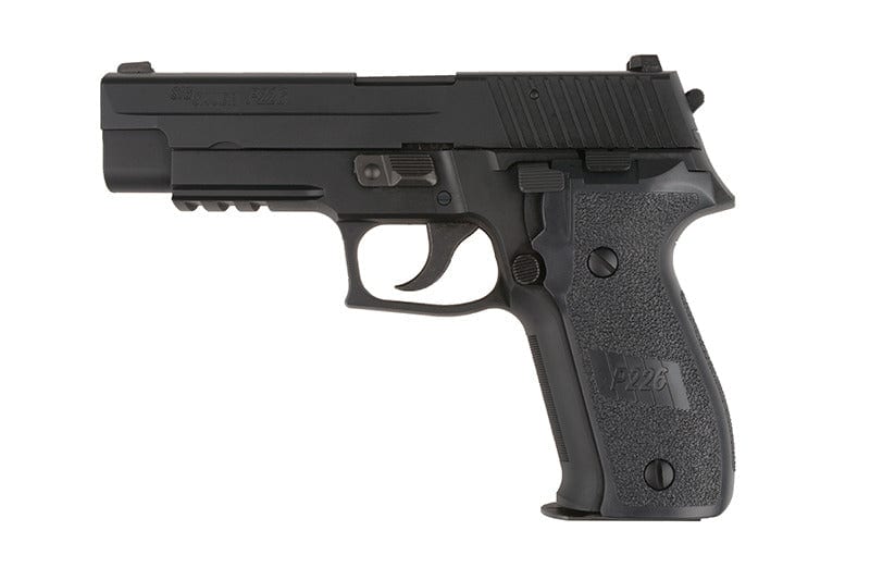 Airsoft pistol P226 with rail