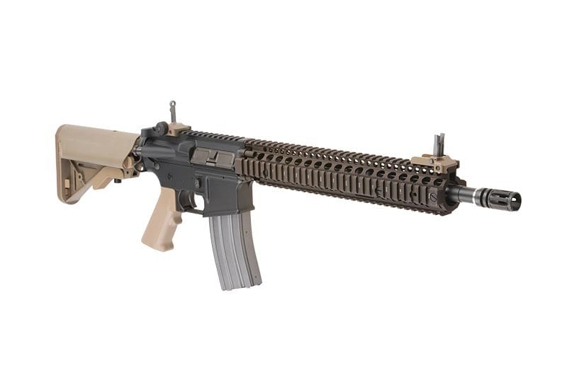 VR16 RIS II Assault Rifle Replica by VFC on Airsoft Mania Europe