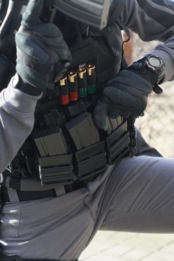 Double Open III (M) 5.56 Magazine Pouch - Black