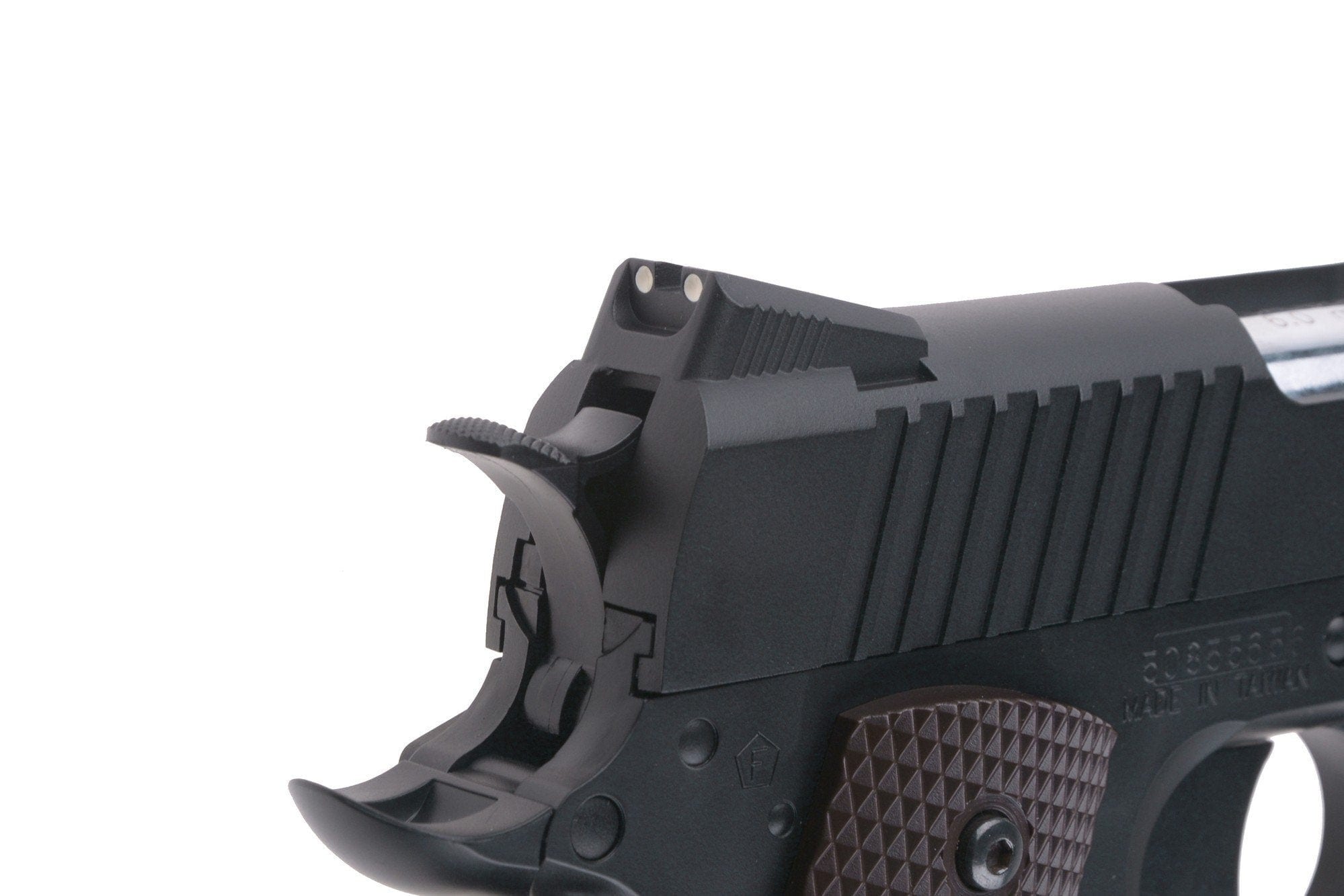 KC-40DHN Pistol Replica by KWC on Airsoft Mania Europe