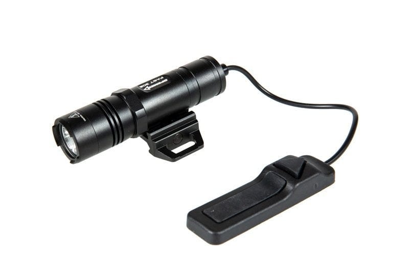 FAST 302R-BK tactical flashlight - black