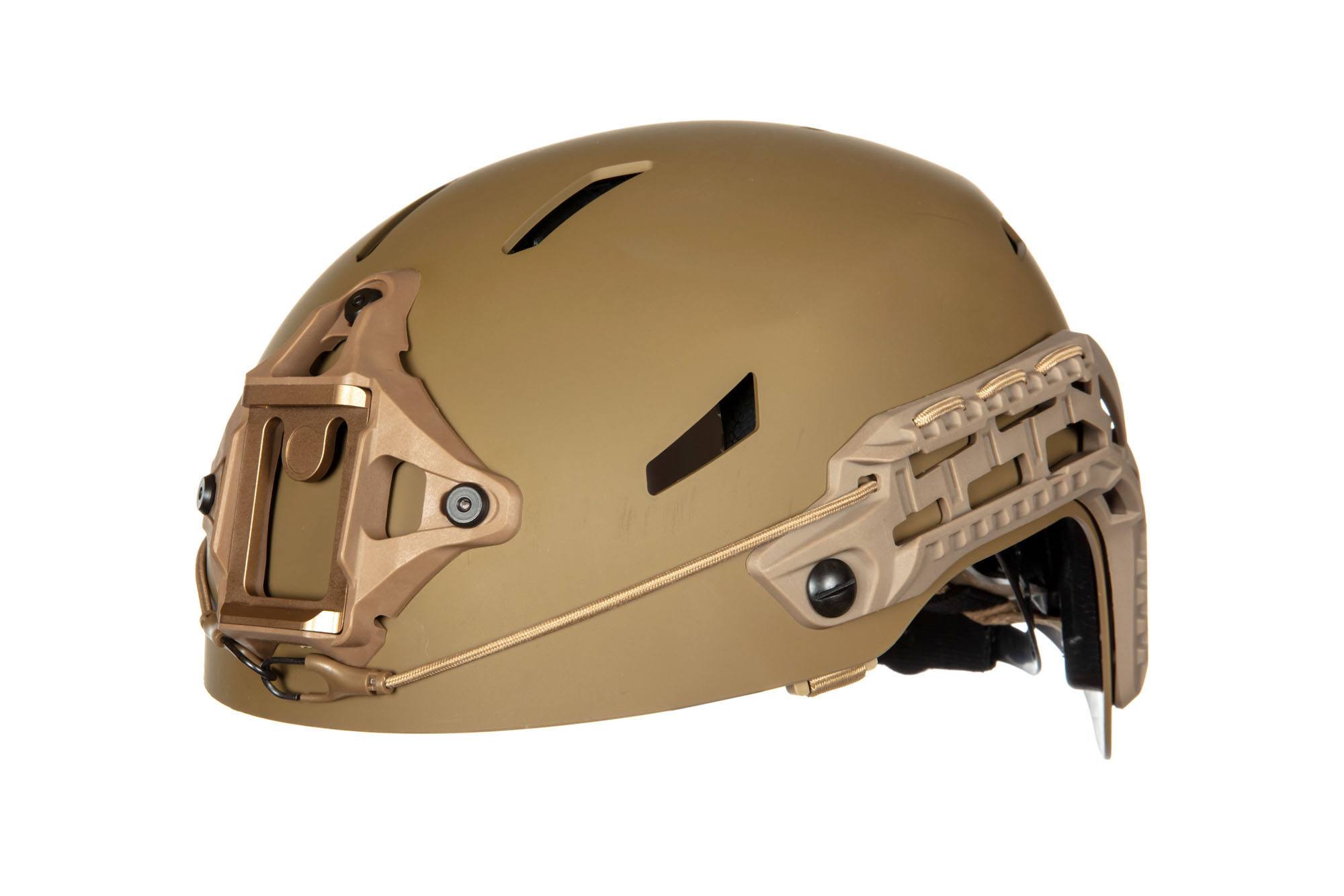 Replika Hełmu Caiman Bump (L/XL) - Dark Earth