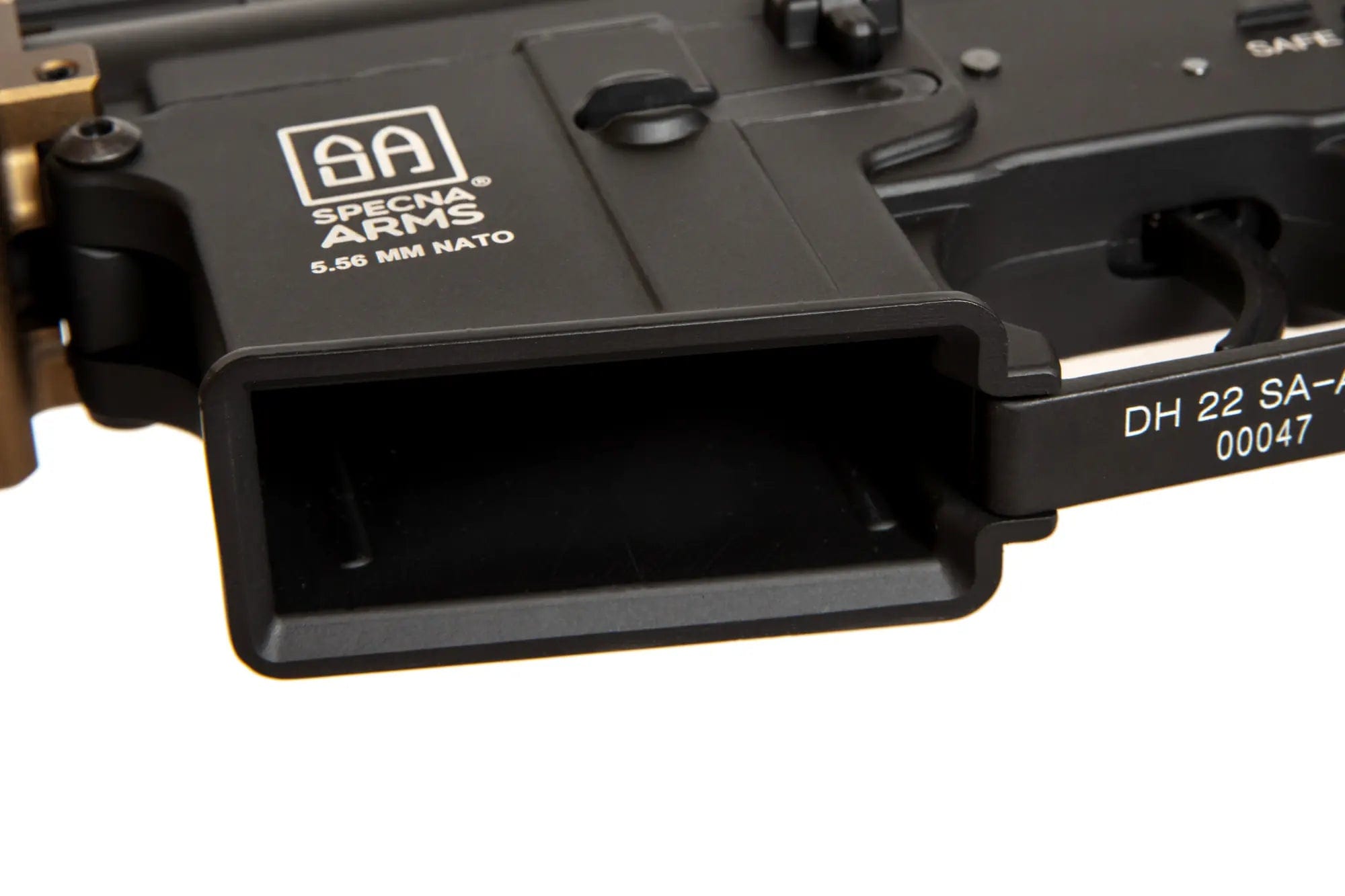 SA-A33 ONE - Half-Tan