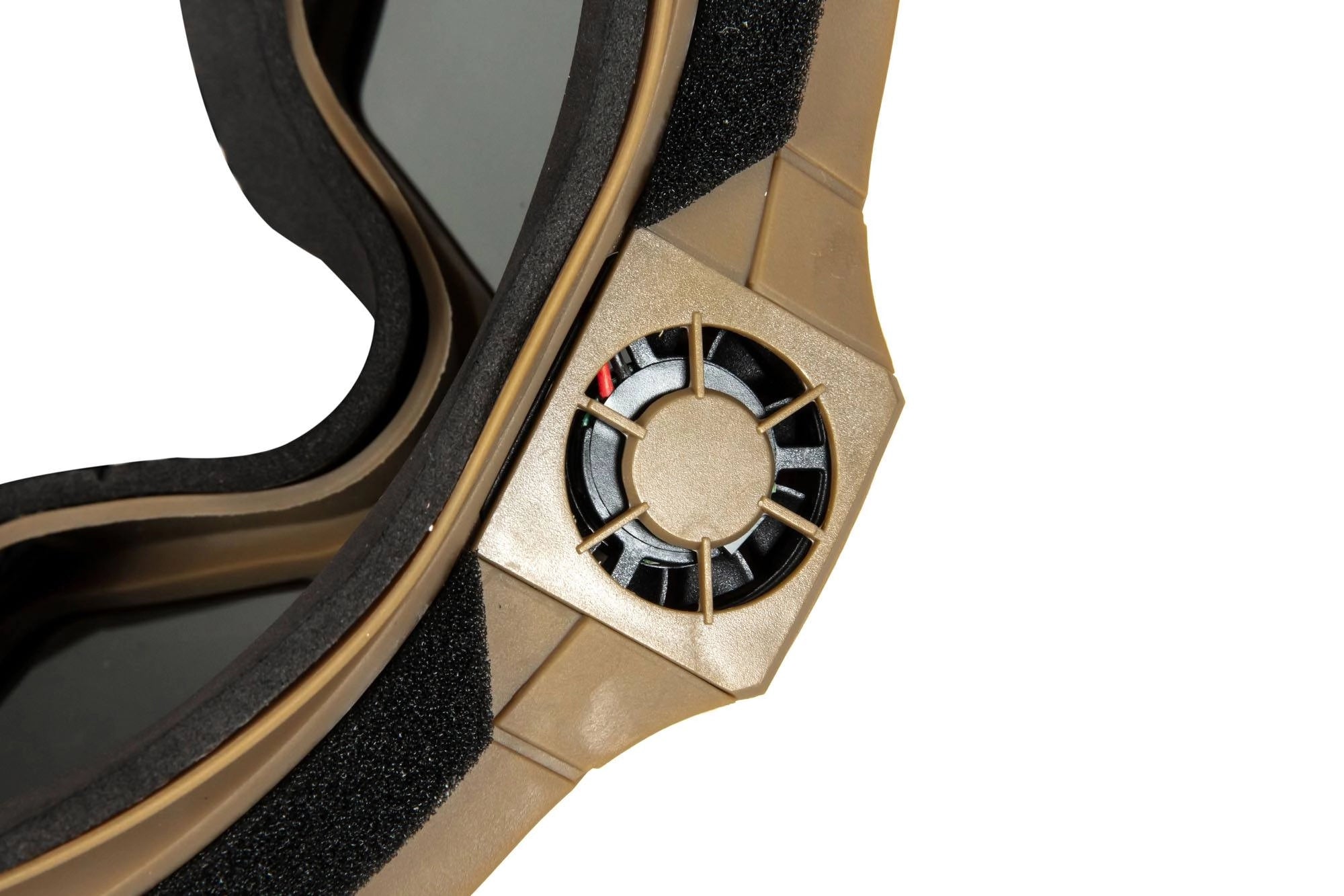 Tactical goggles with fan