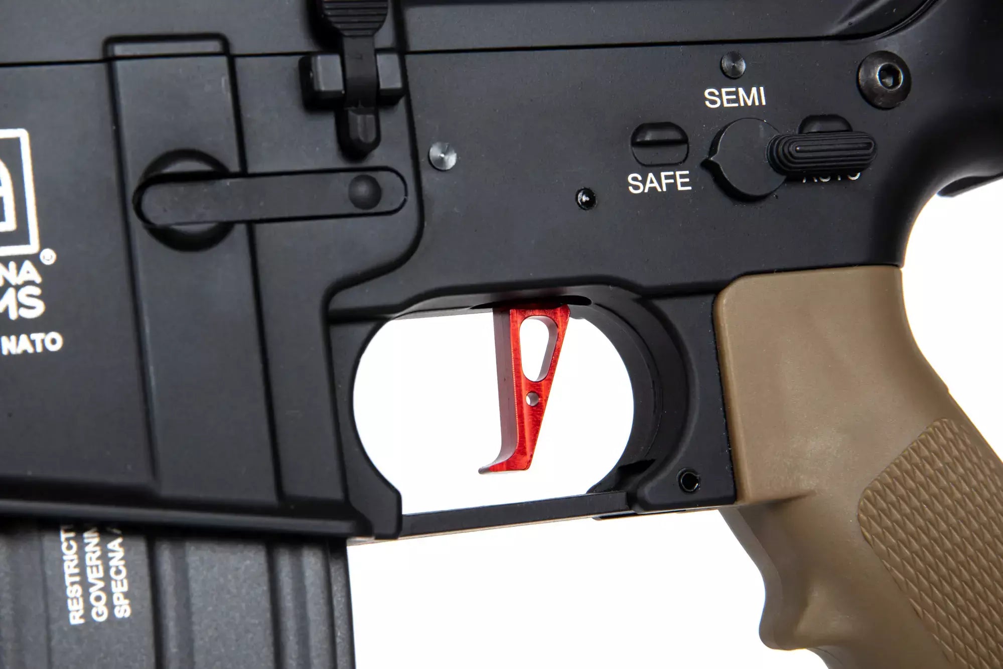 SA-A33 TITAN V2 Custom airsoft rifle - Half-Tan