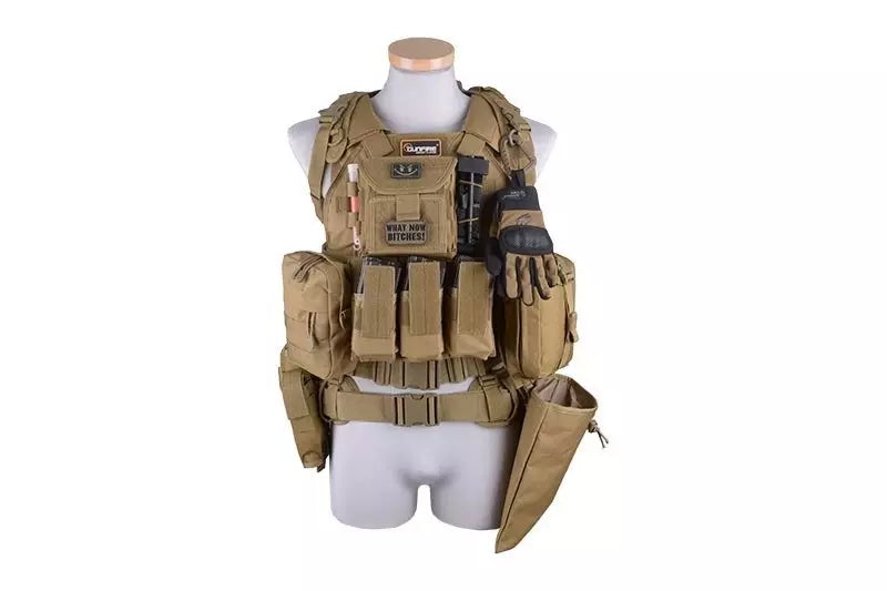 GFC Tactical Universal Holster with Magazine Pouch - Tan