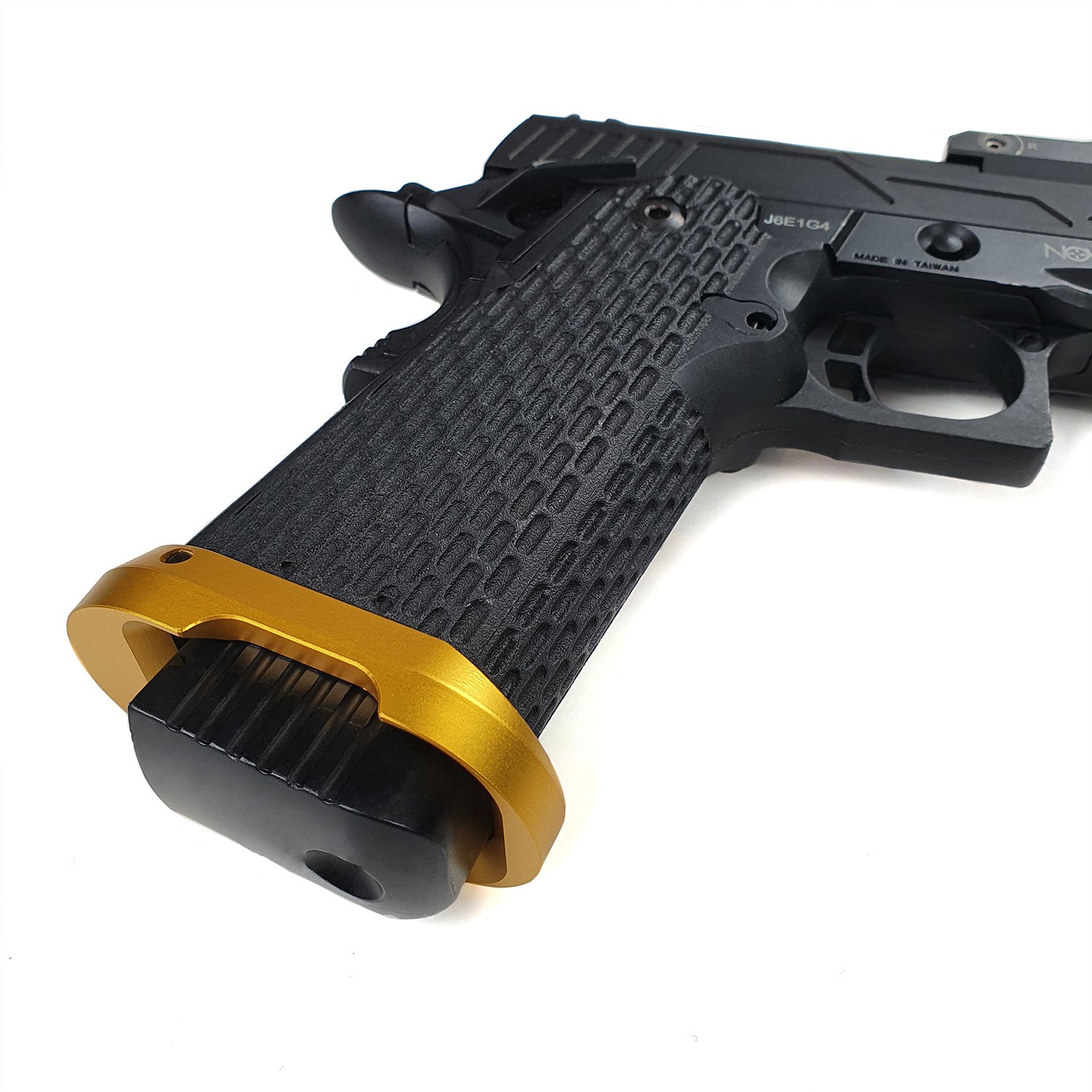Novritsch SSP1 / SSP5 Enlarged CNC Magwell - Black