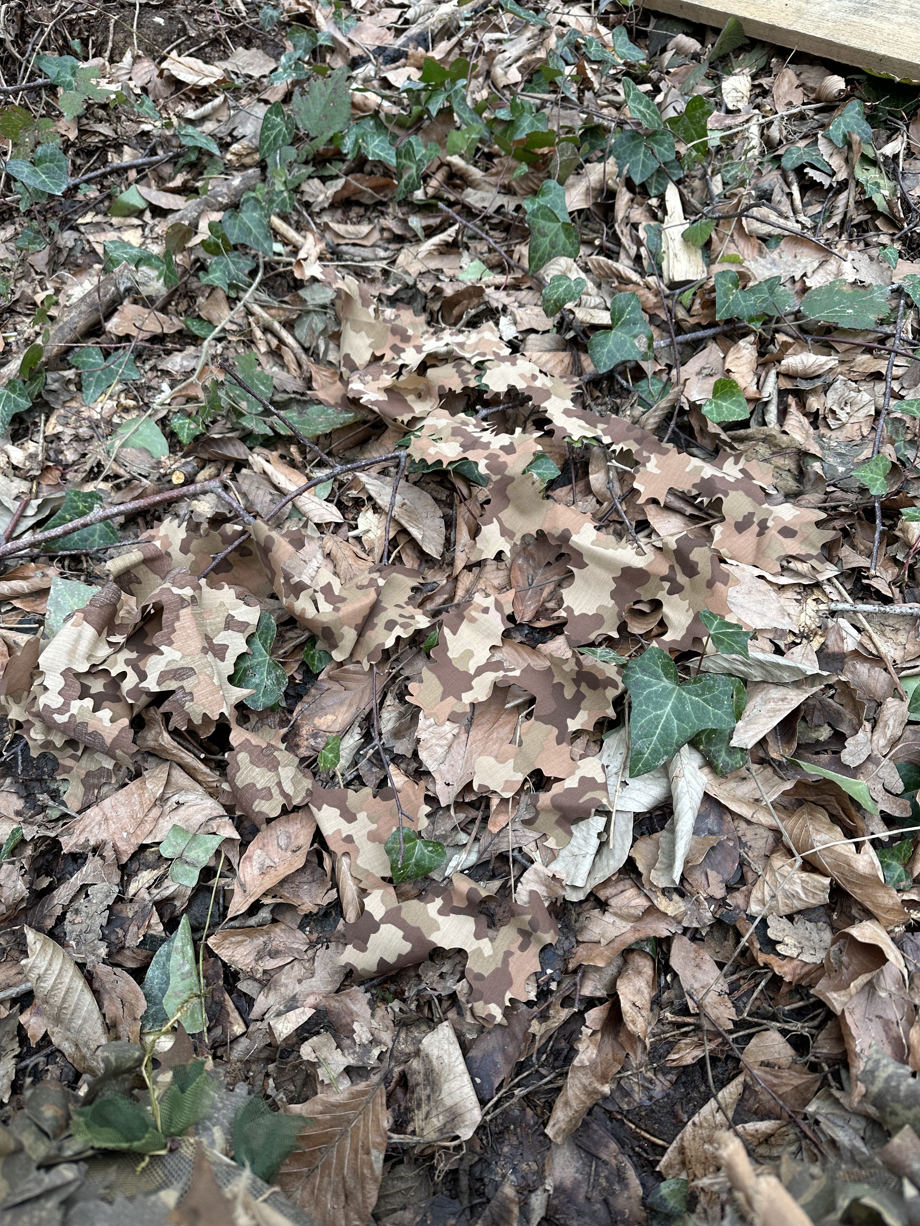 KMCS Adaptive Leafstrip (4 Pieces) - Woodland Floor