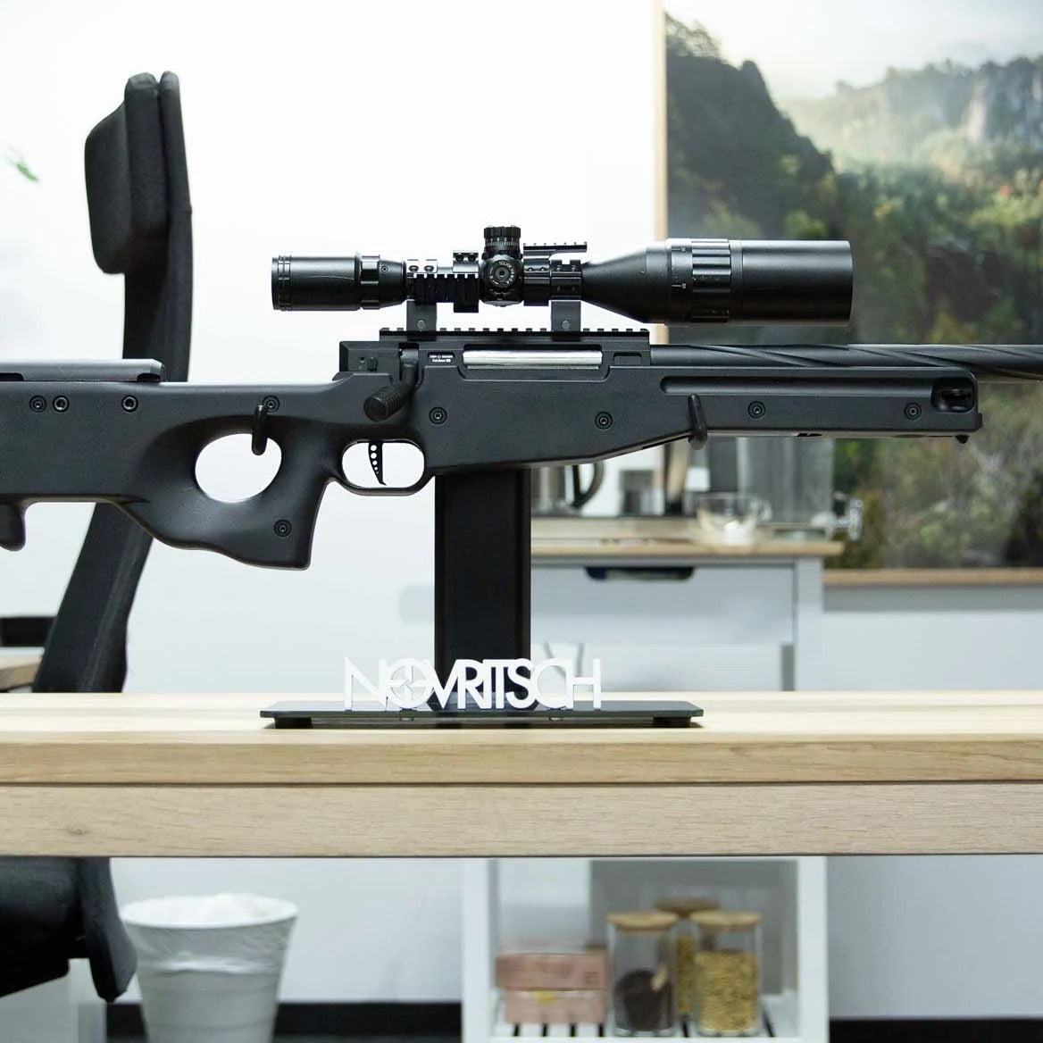Novritsch Universal Gun Stand - Black
