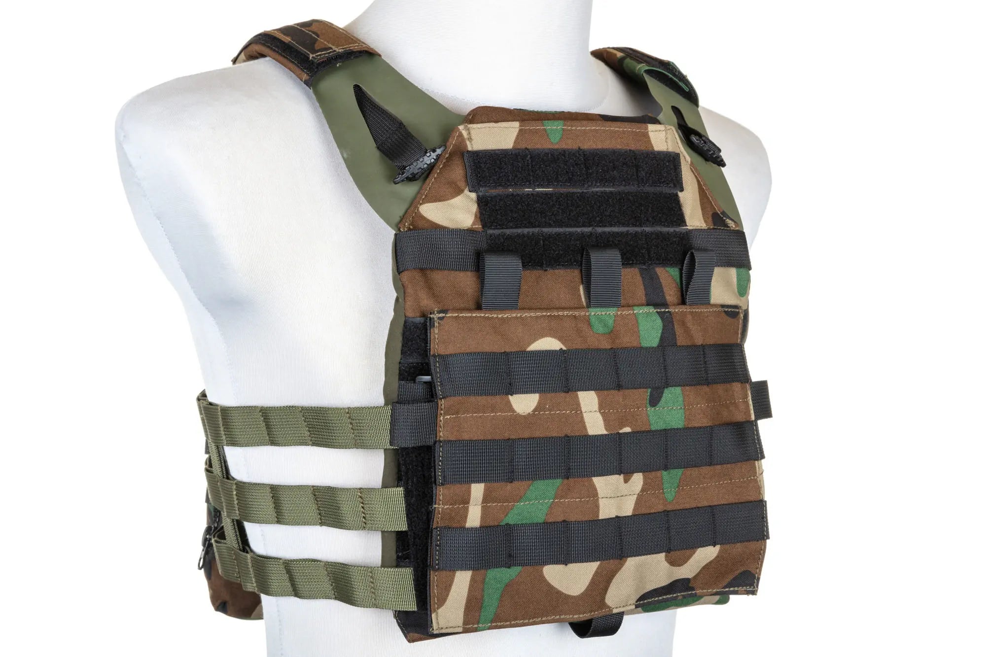 Plate Carrier + assault panel Woodland