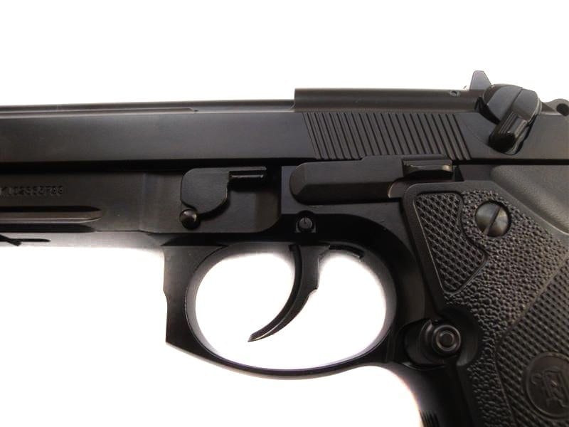 Pistolet à gaz M9 VE
