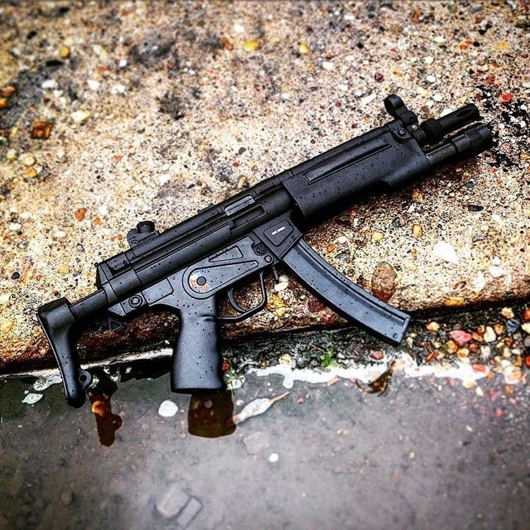 CA5A3 smg with Flashlight