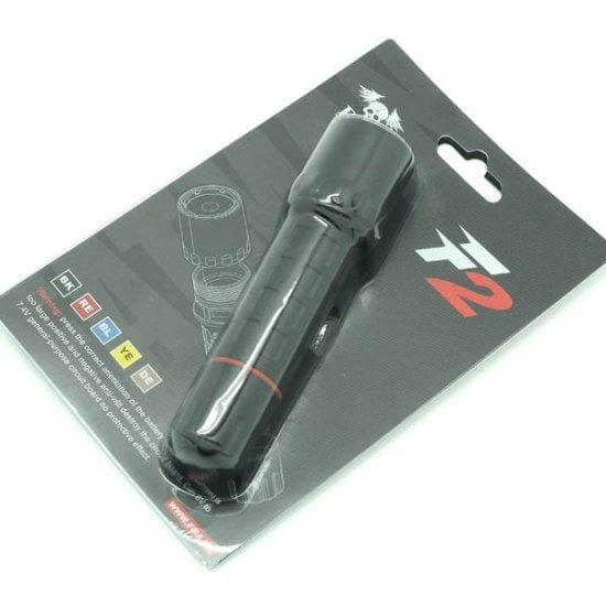 FMA F2 CREE Q4 flashlight - black by FMA on Airsoft Mania Europe