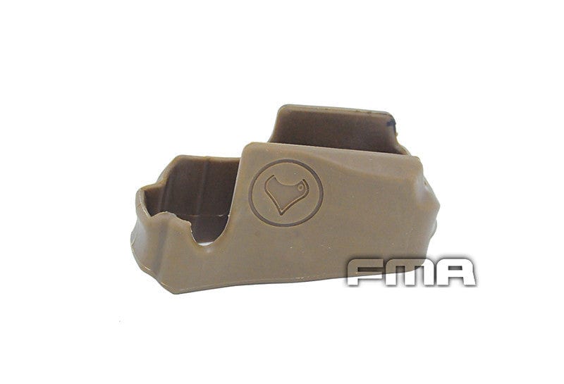 Rubber grip for M4/M16 by FMA on Airsoft Mania Europe