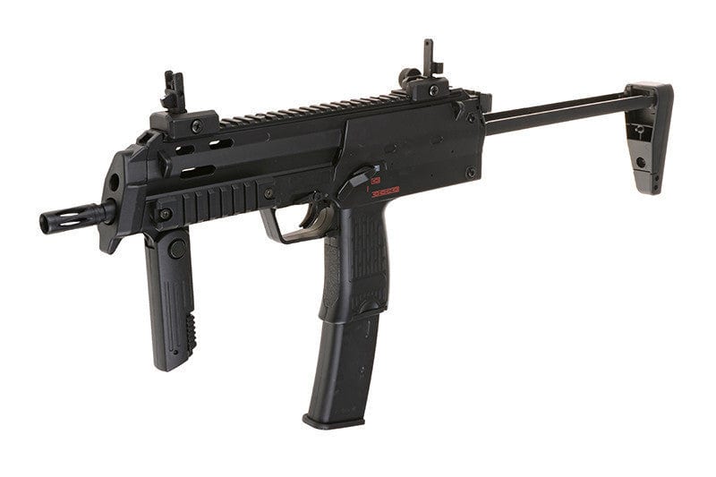 R4 submachine gun replica (Metal Version) by WELL on Airsoft Mania Europe
