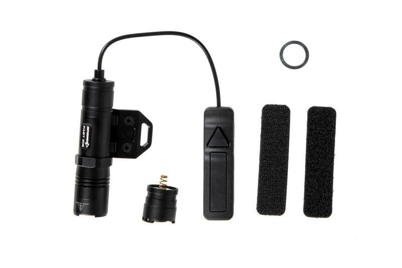 FAST-BK 302m tactical flashlight - black by Opsmen on Airsoft Mania Europe