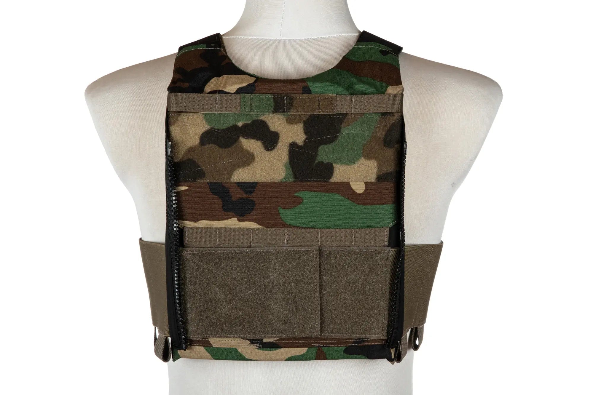 LV/119 Plate Carrier Woodland